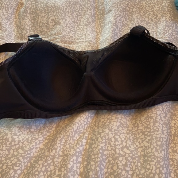 Sports bra - Picture 3 of 4